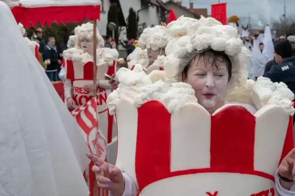 8 karneval 2024-102