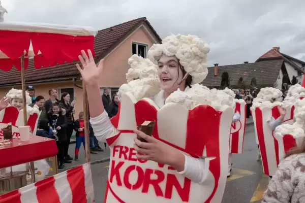 8 karneval 2024-105