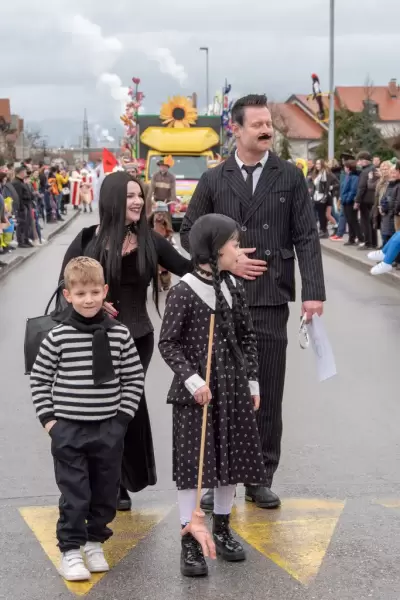 8 karneval 2024-82