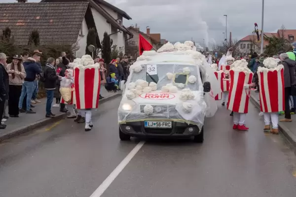 8 karneval 2024-97